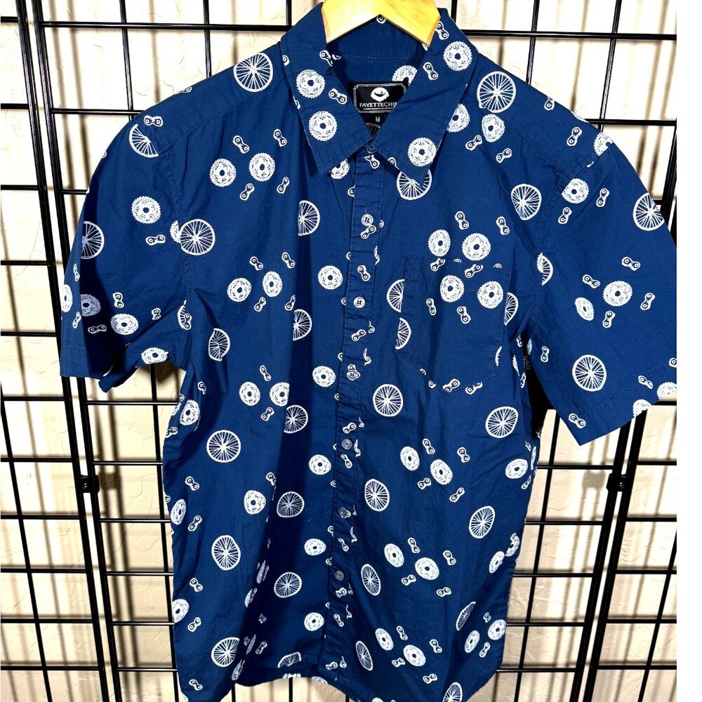 fayettechill Button Down Short Sleeve Shirt - Men's Medium